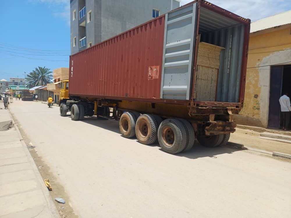 Container cargo transportation