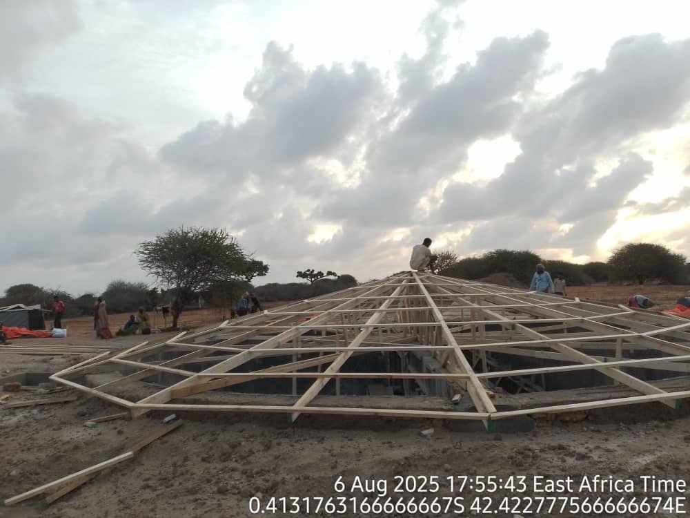 Bula Bartire — roof-truss assembly.
